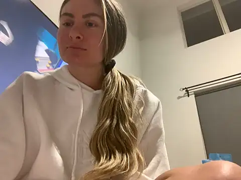 Alyssa rhoades online show from January 2025 04:16:02 AM