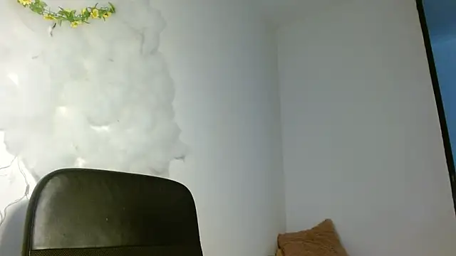IsabellaVegaa online show from December 2024 08:39:02 AM