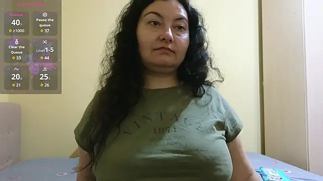 BBW MILF 4U online show from January 2025 11:00:02 AM