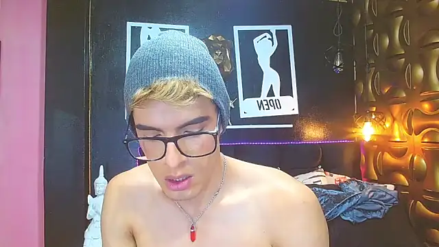 angel sexyevil online show from December 2024 12:34:01 PM