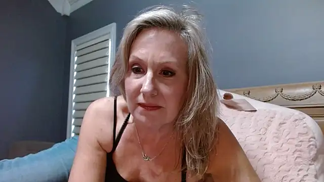 Lisaisluscious online show from December 2024 09:17:02 PM