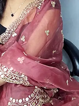 Snapshot of aliyaah_singh chatting on December 2025 06:13:02 PM aliyaah singh online show from December 2025 06:13:02 PM