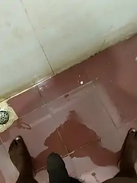 dinesh682 online show from October 2025 01:14:02 AM