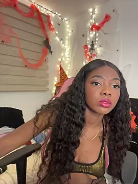 Snapshot of Vane_Rossee chatting on October 2025 11:35:01 PM Vane Rossee online show from October 2025 11:35:01 PM