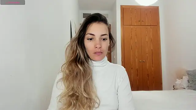 NiaStone online show from March 2025 07:00:02 AM