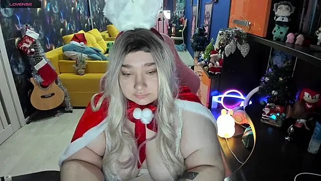 Softie Sofy online show from December 2024 02:22:02 AM