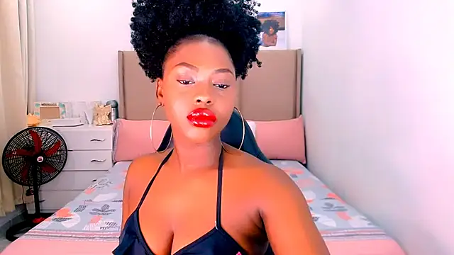 mabelhotfu1 online show from December 2024 02:41:01 AM