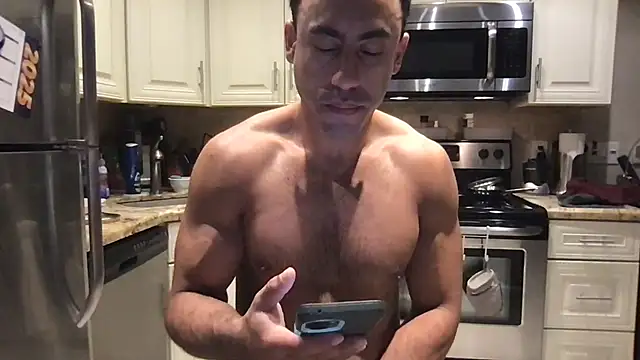BigGuyMuscle online show from February 2025 10:45:01 PM