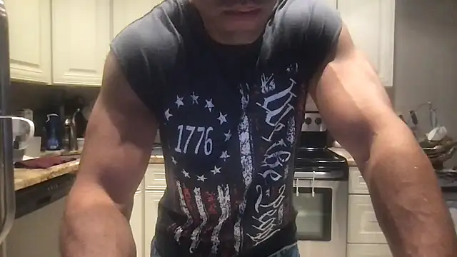 BigGuyMuscle online show from February 2025 08:20:02 PM