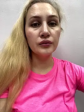 YourBlondee online show from December 2024 03:26:01 AM