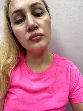 YourBlondee online show from December 2024 03:48:02 AM