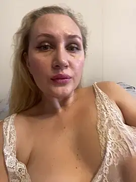 YourBlondee online show from December 2024 05:59:02 AM