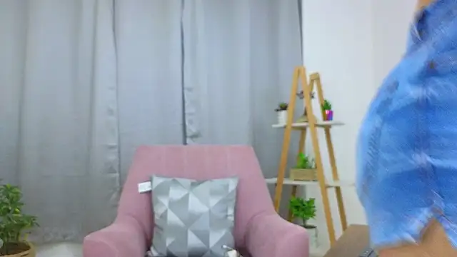 bella  adams online show from December 2024 01:06:01 AM
