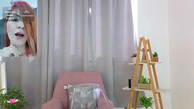 bella  adams online show from December 2024 08:58:01 PM