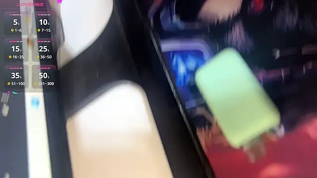 Snapshot of ariashaa chatting on November 2025 06:41:02 PM ariashaa online show from November 2025 06:41:02 PM