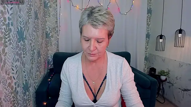 KathySunn online show from January 2025 07:39:02 PM