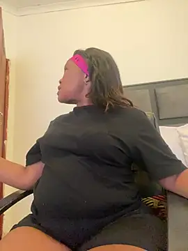 BADFATASS85 online show from December 2024 03:44:01 PM