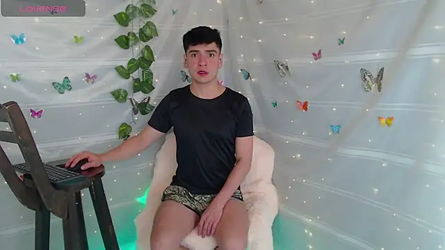 Jhonny horny1 online show from March 2025 01:59:02 PM