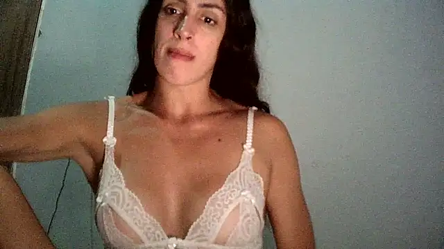 AlexiaDuucan online show from January 2025 06:59:01 PM