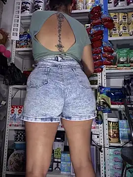 sammyqueenx21 online show from February 2025 11:17:01 PM