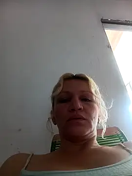 Snapshot of Nicolle_Milf chatting on March 2025 07:53:01 PM Nicolle Milf online show from March 2025 07:53:01 PM