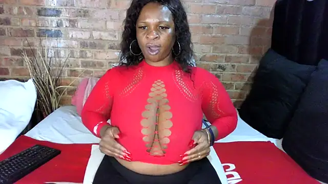 Snapshot of DIRTIENASTY chatting on November 2025 10:58:02 AM DIRTIENASTY online show from November 2025 10:58:02 AM