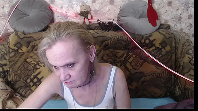 MissBekker online show from December 2024 08:58:02 PM