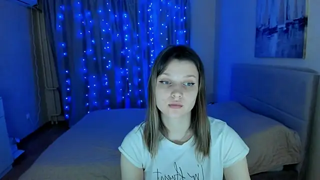 SoniNesti online show from December 2024 03:06:01 PM