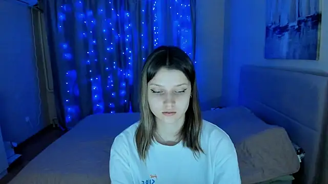 SoniNesti online show from December 2024 03:11:02 PM