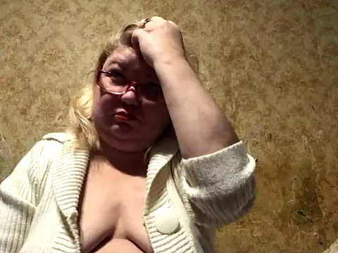 DoraMay online show from December 2024 05:44:01 PM