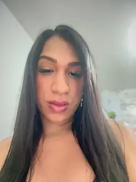 Snapshot of Ashly_Miller chatting on January 2025 07:29:01 PM Ashly Miller online show from January 2025 07:29:01 PM