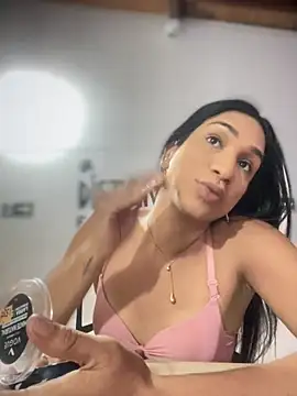 Ashly Miller online show from November 2025 07:25:01 PM