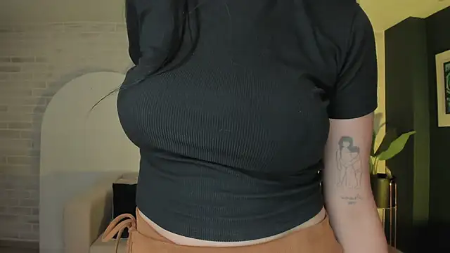 LilaWest online show from December 2024 01:37:02 AM