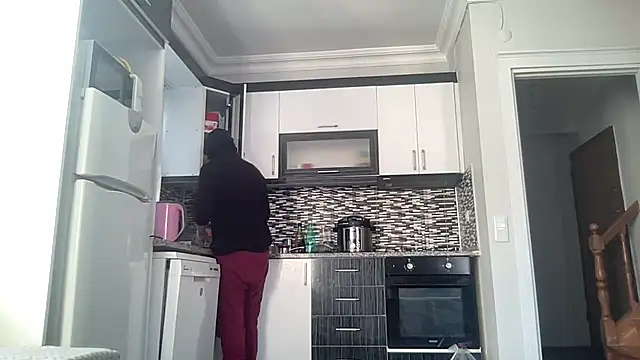 ALPHANDRE online show from February 2025 05:58:01 AM
