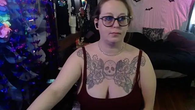 Snapshot of edgexchaos chatting on December 2025 06:26:01 PM edgexchaos online show from December 2025 06:26:01 PM