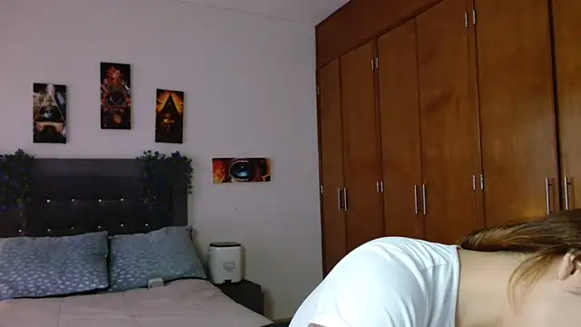 3littleschoolteens online show from October 2025 04:30:02 PM