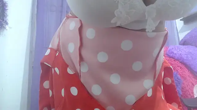 Snapshot of heyline_milf chatting on November 2025 10:09:02 PM heyline milf online show from November 2025 10:09:02 PM