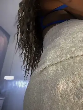 Snapshot of Tayra_Siny chatting on March 2025 05:50:02 PM Tayra Siny online show from March 2025 05:50:02 PM