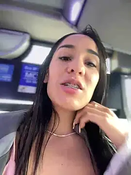 Snapshot of __IRIS__ chatting on December 2024 03:59:01 PM IRIS online show from December 2024 03:59:01 PM