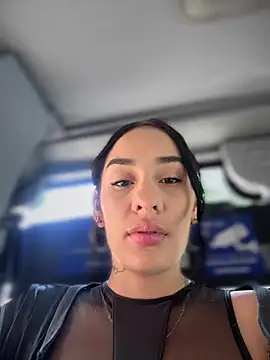 Snapshot of __IRIS__ chatting on January 2025 04:11:01 PM IRIS online show from January 2025 04:11:01 PM