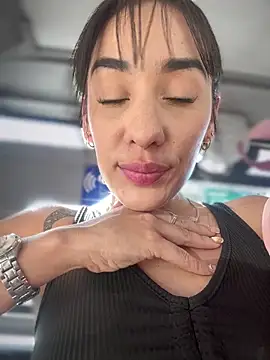 Snapshot of __IRIS__ chatting on January 2025 08:02:01 PM IRIS online show from January 2025 08:02:01 PM
