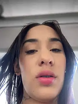 Snapshot of __IRIS__ chatting on March 2025 04:20:01 PM IRIS online show from March 2025 04:20:01 PM