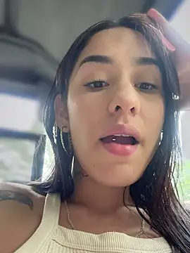 Snapshot of __IRIS__ chatting on March 2025 01:29:01 PM IRIS online show from March 2025 01:29:01 PM