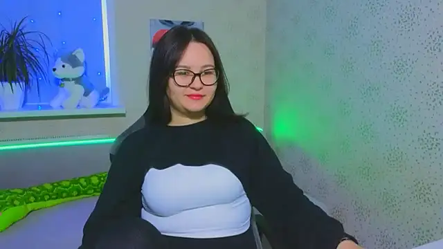 EsterLogan online show from December 2025 07:14:02 AM