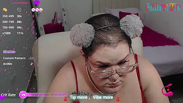 GiannaMorrys online show from January 2025 10:33:01 PM
