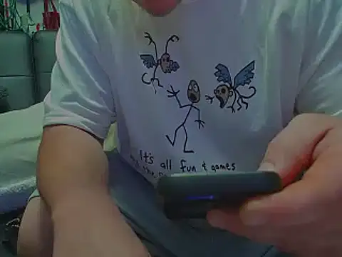 Snapshot of AwesomePapaya chatting on November 2025 11:37:01 PM AwesomePapaya online show from November 2025 11:37:01 PM