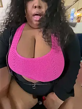 Snapshot of EbonyGoddessKira chatting on January 2025 07:49:02 PM EbonyGoddessKira online show from January 2025 07:49:02 PM