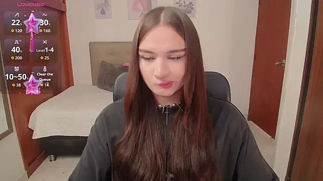 Miley Baker online show from October 2025 02:27:02 PM