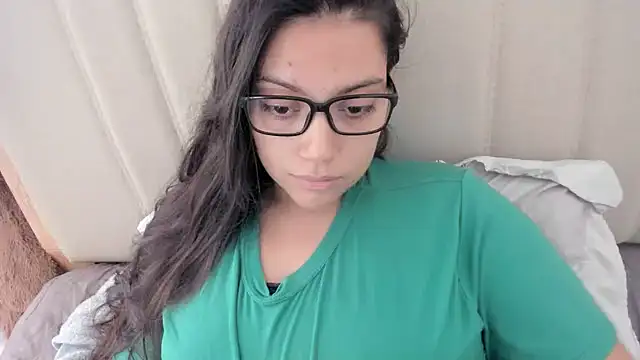 roniewester online show from November 2025 03:37:02 PM