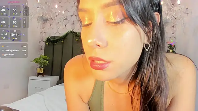 PilarJones  online show from December 2024 04:04:01 PM